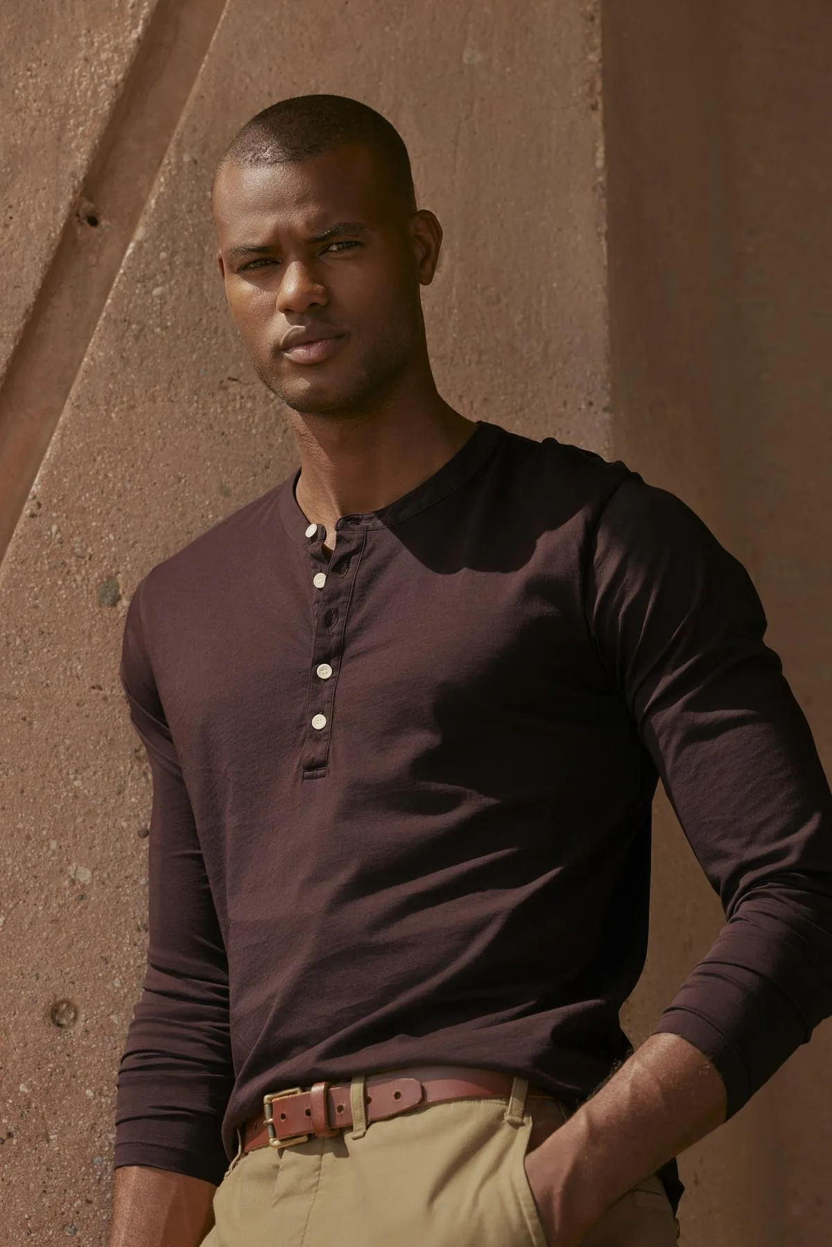 ALVARO HENLEY