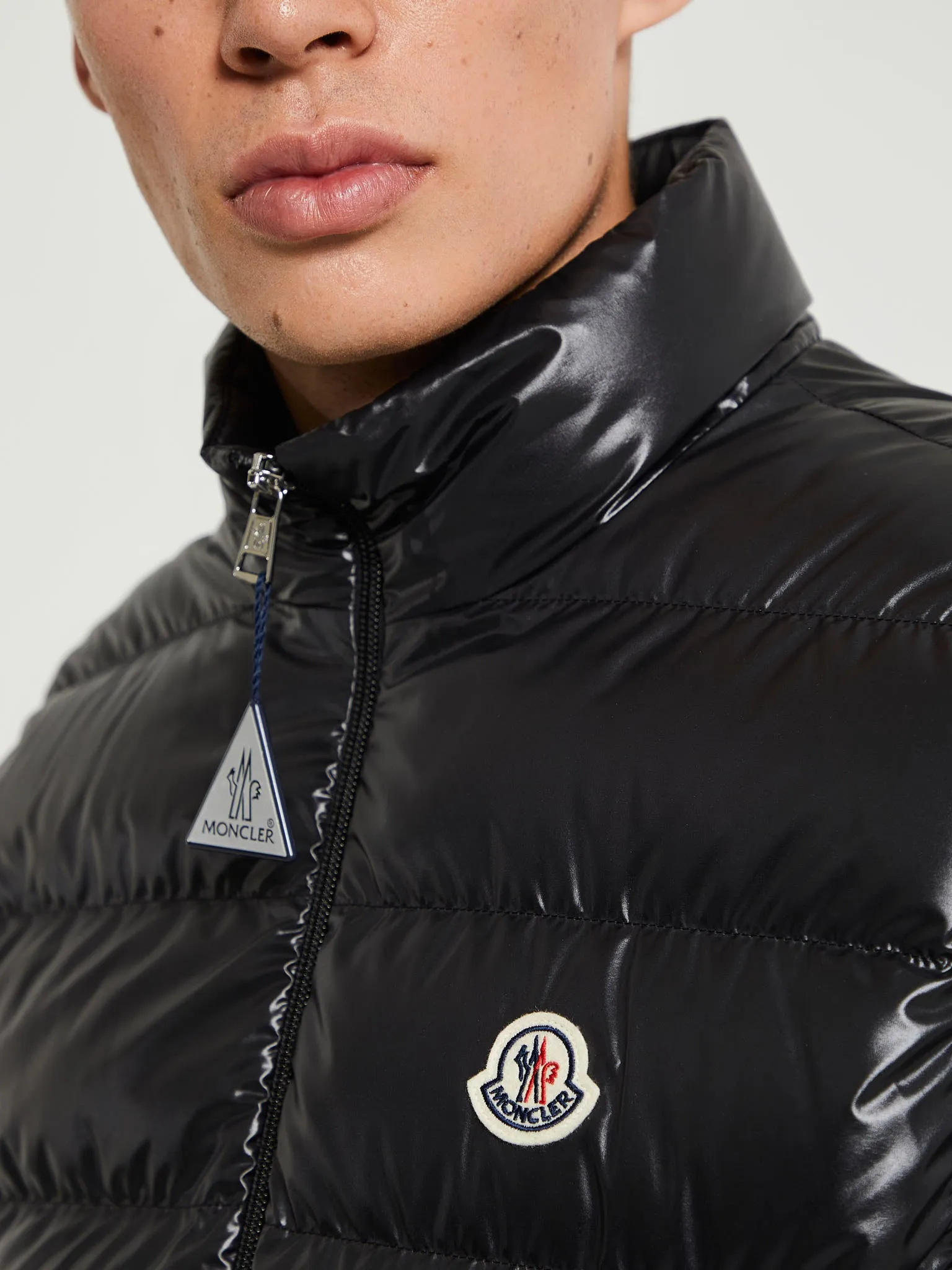 Aube Vest in Black