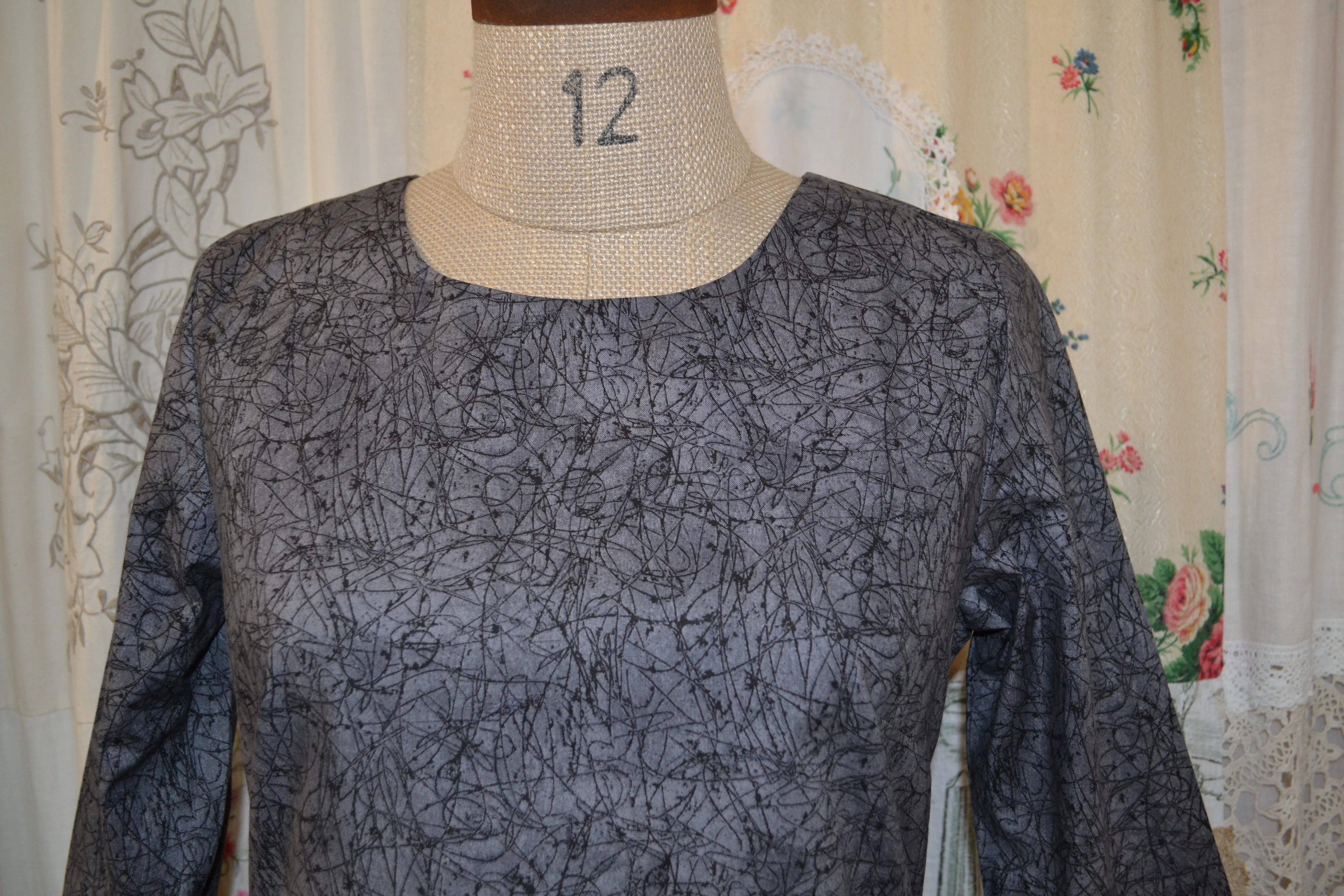 Berserk Scraffito Cotton Keyhole Top