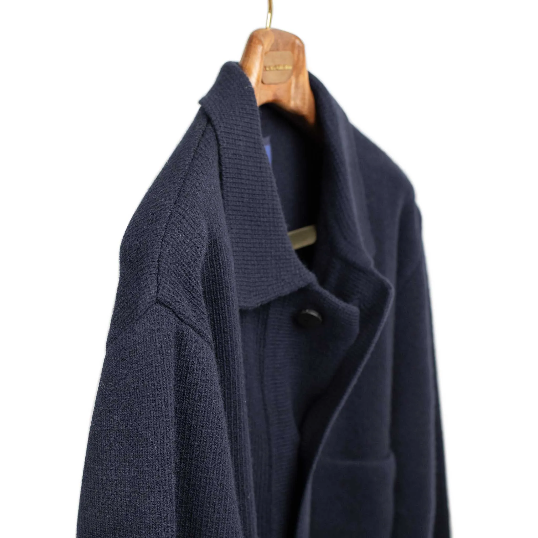 Big pocket cardigan in navy heavyweight wool