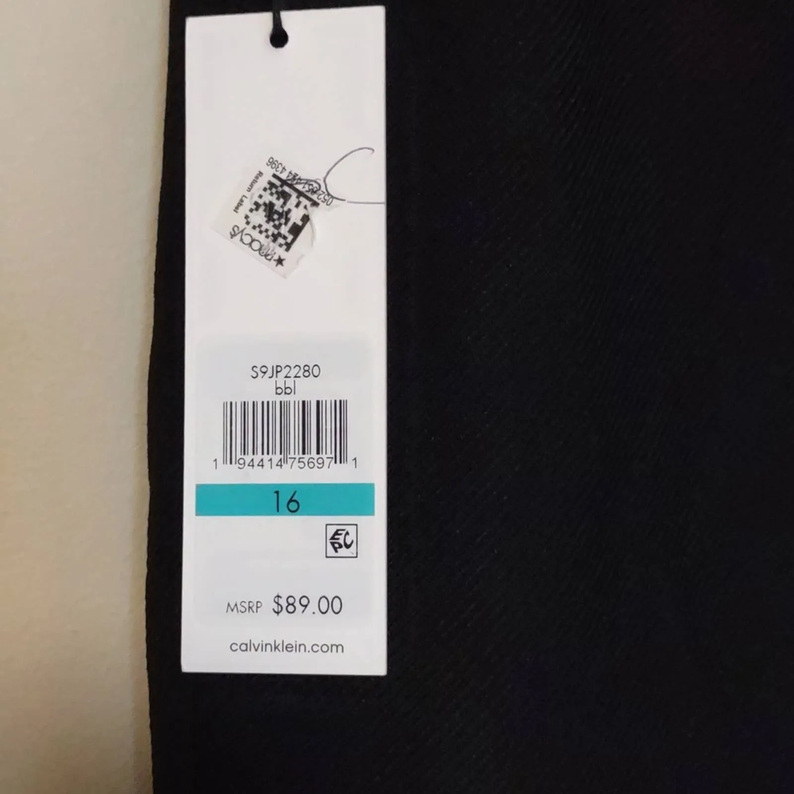 Calvin Klein Zipper Pocket Cropped Twill Pants Black