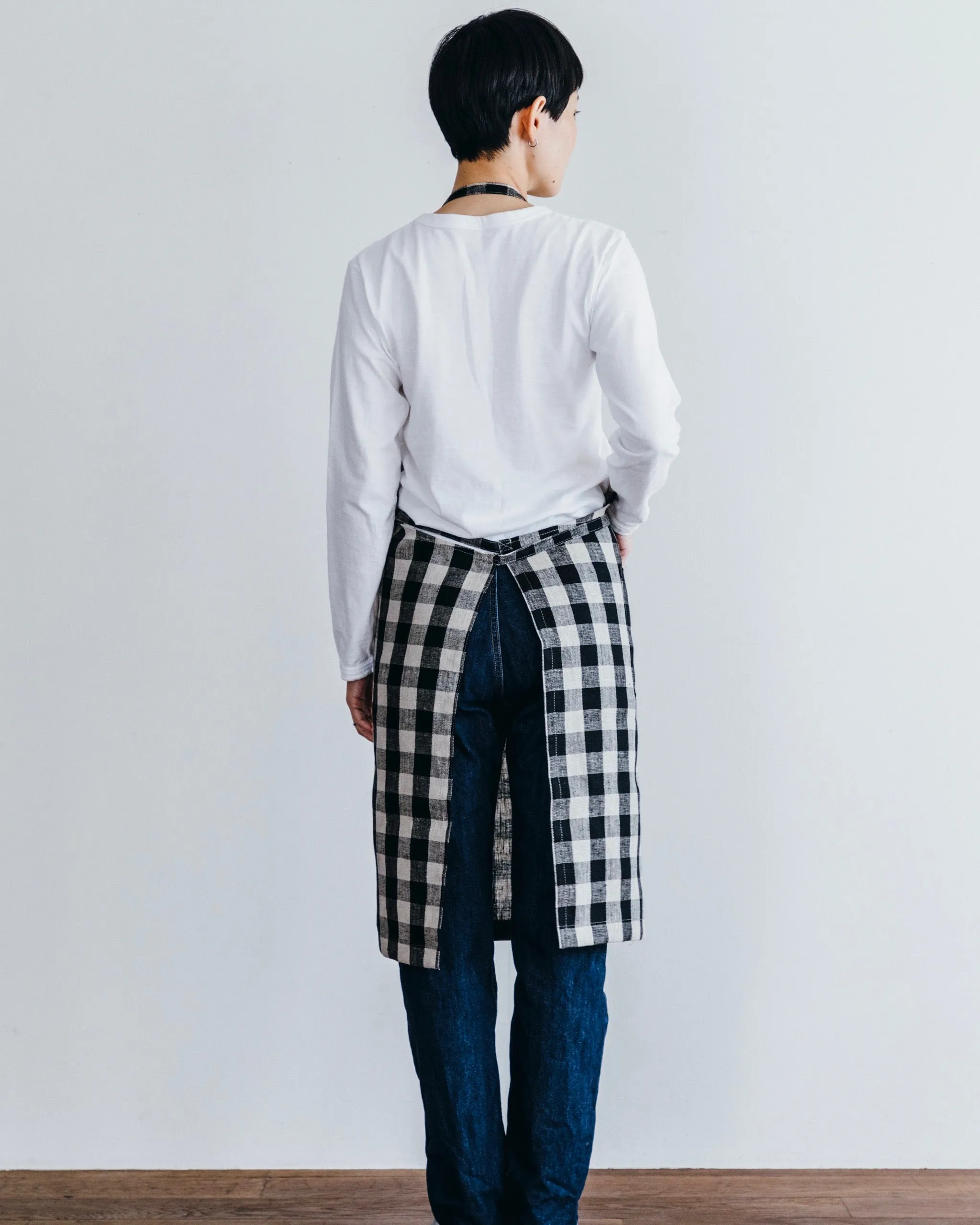 Daily Apron: Black Natural Check