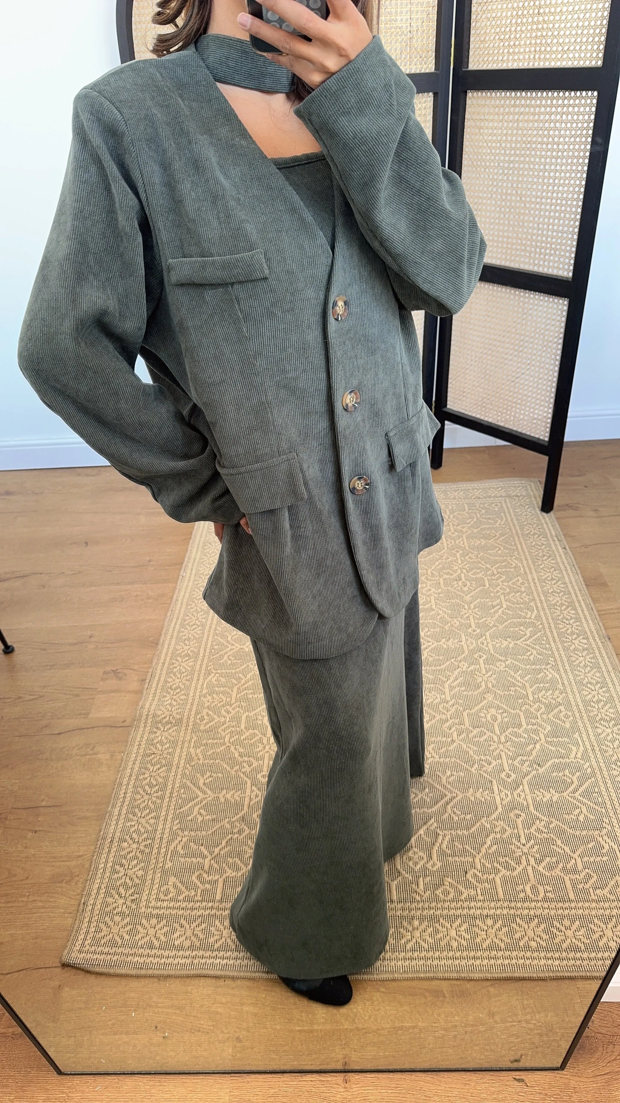 emi two piece in olive