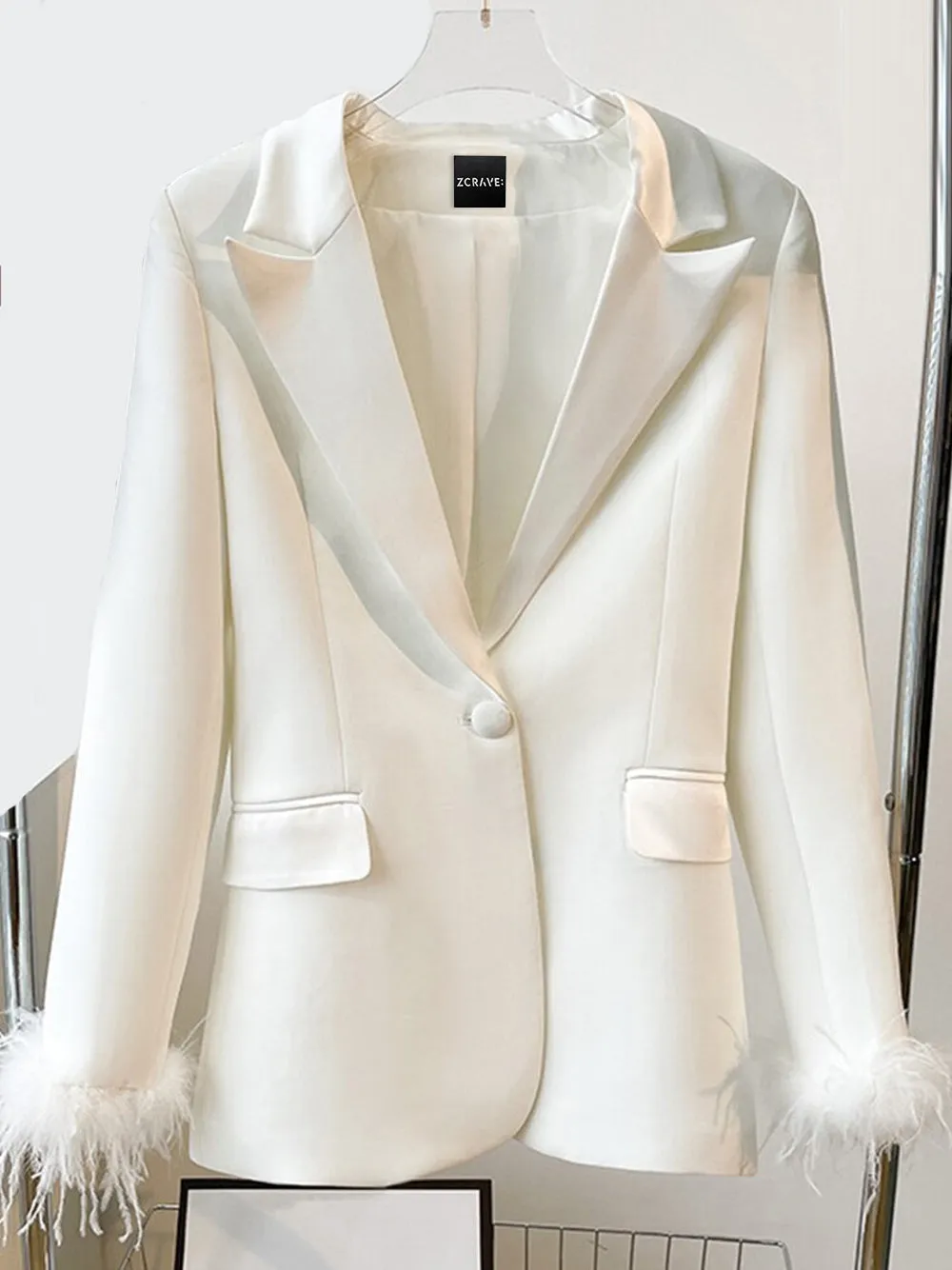 FERRA Blazer & Pants w Feathers Set