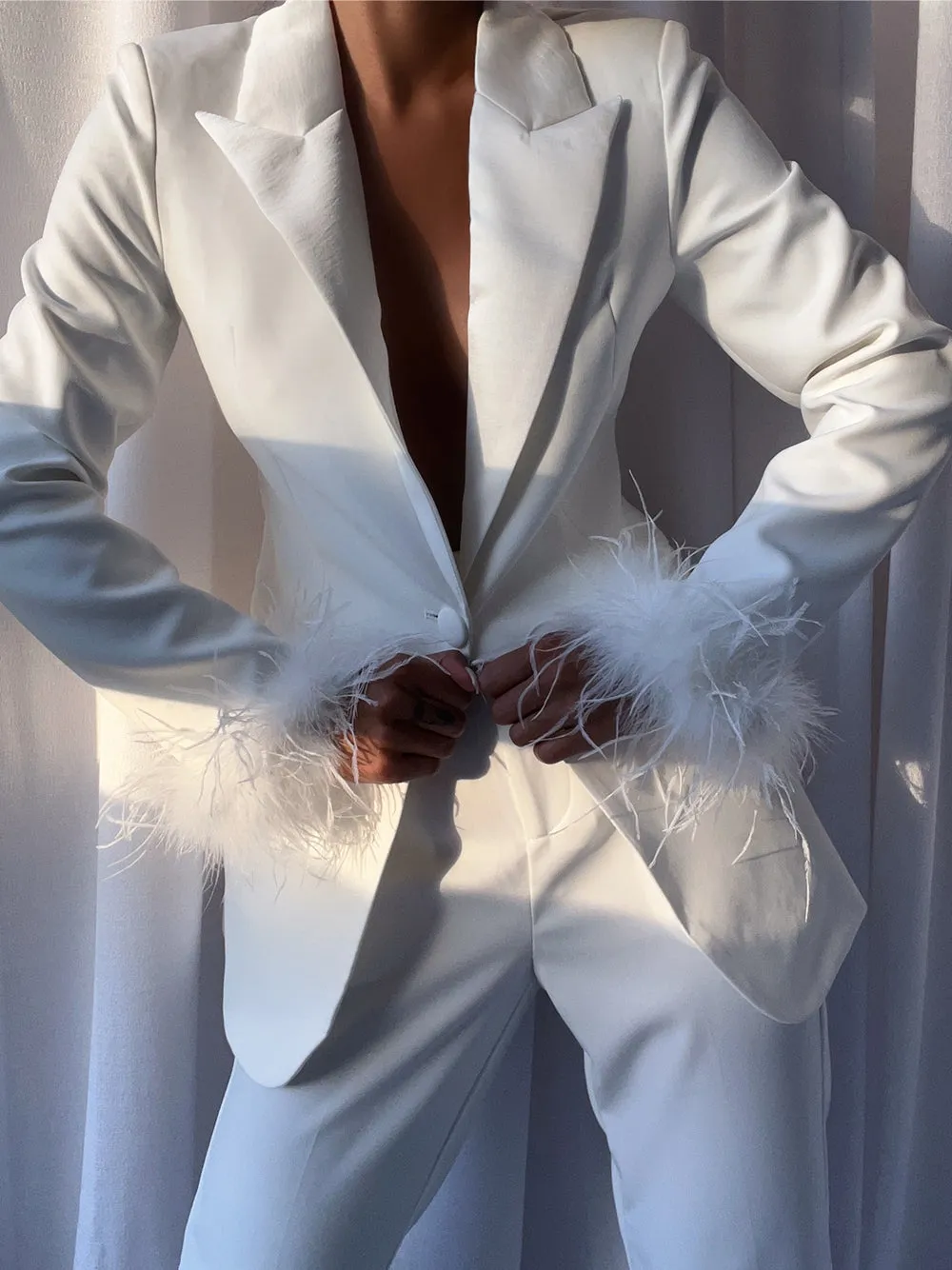 FERRA Blazer & Pants w Feathers Set