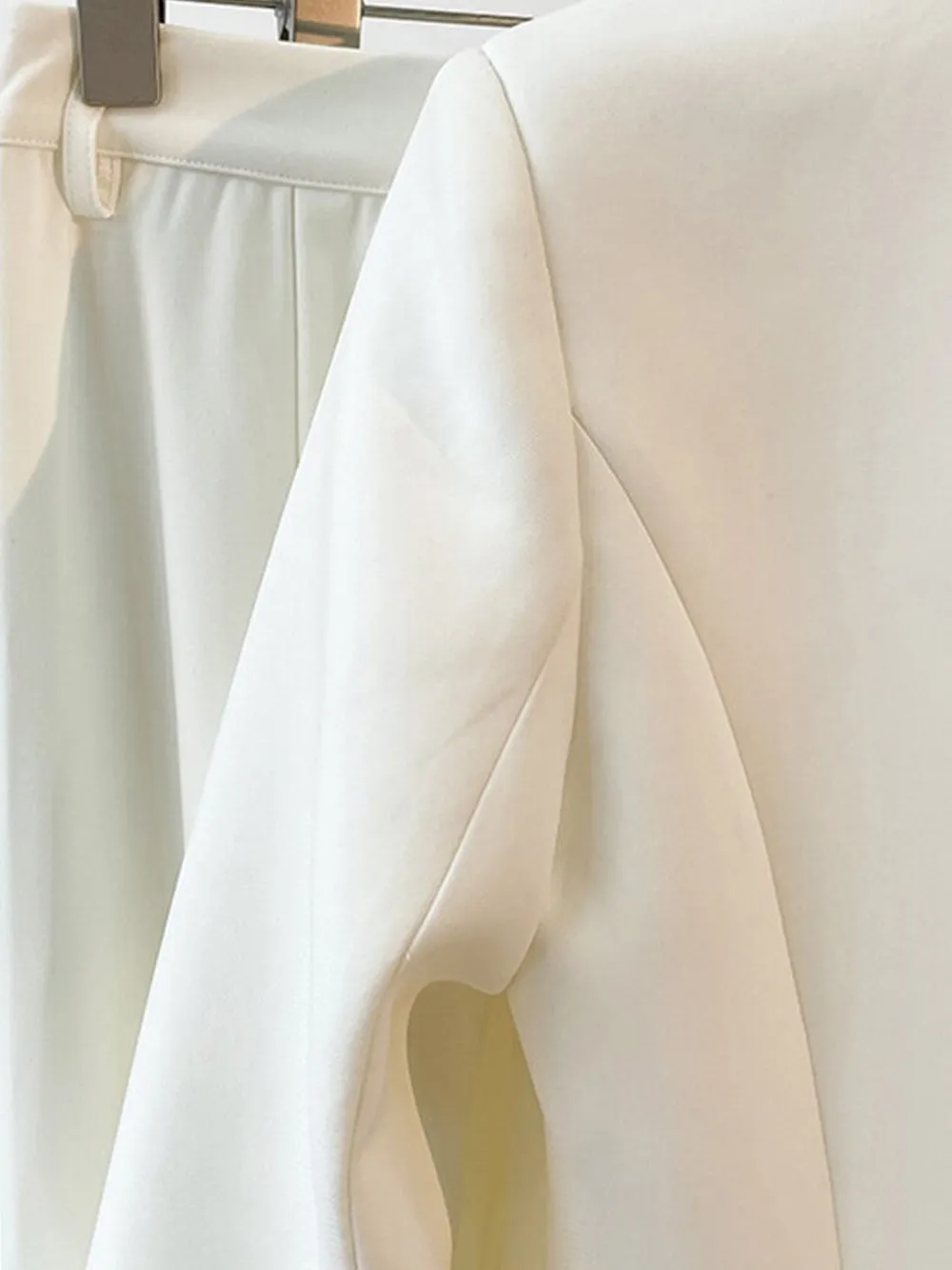 FERRA Blazer & Pants w Feathers Set