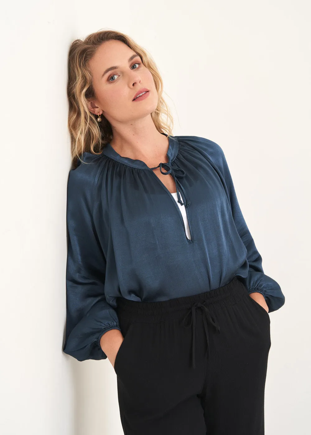 FIONA OVERSIZED SATIN TOP