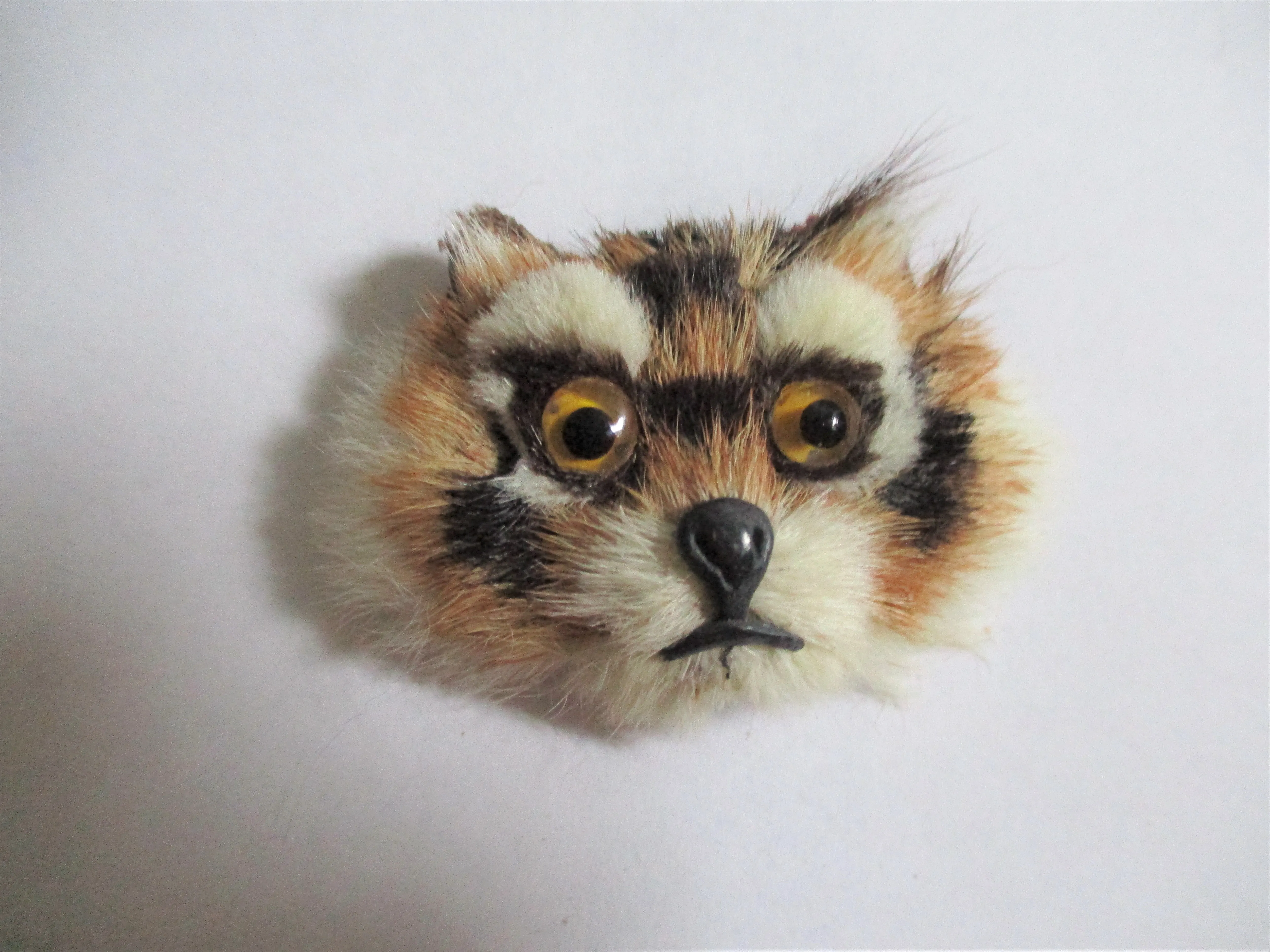 FUR BADGER KITTY CAT KITTEN Animal PIN BROOCH Jewelry Adorable Vintage