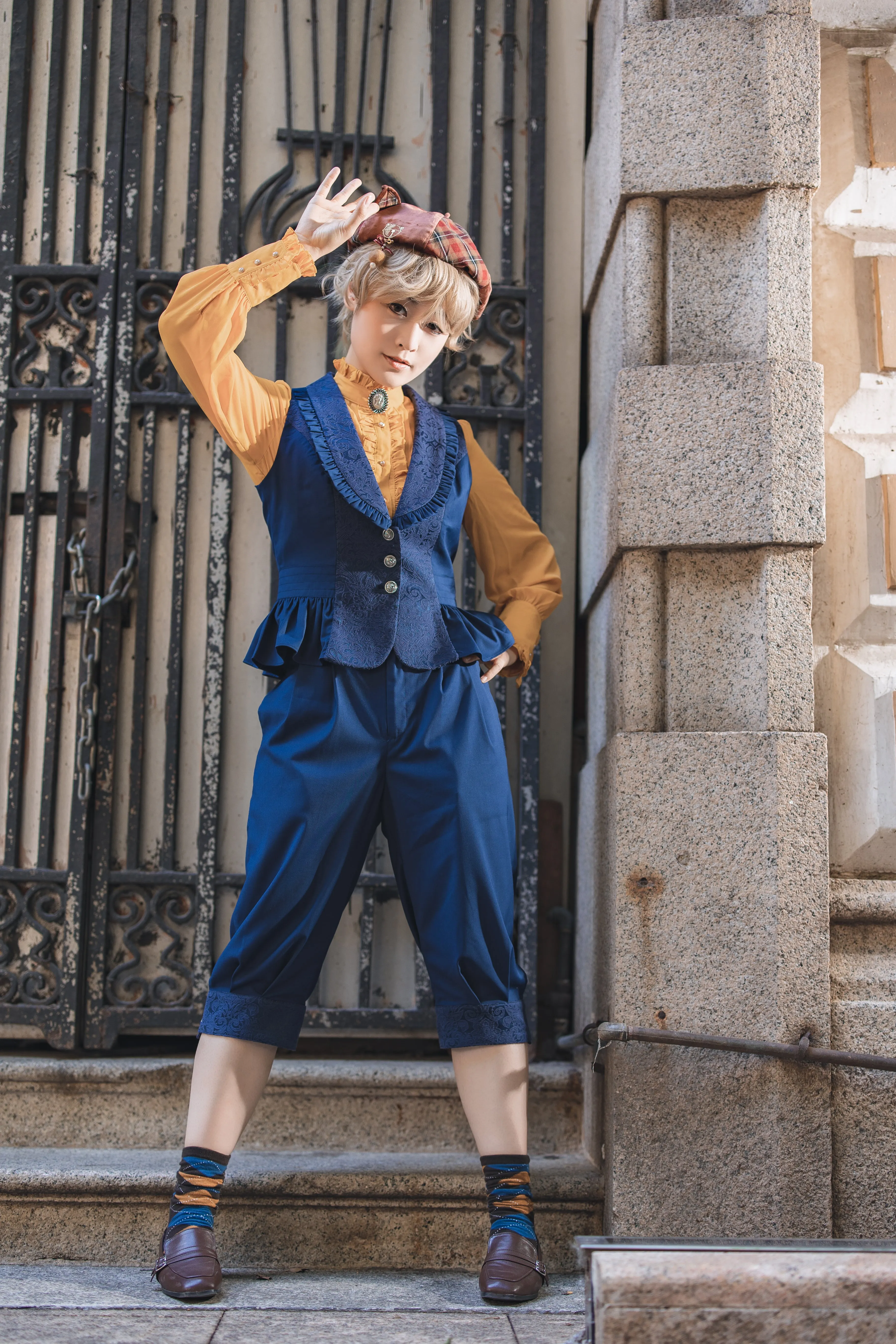 Gemini - Shawl Collar Frill Vest