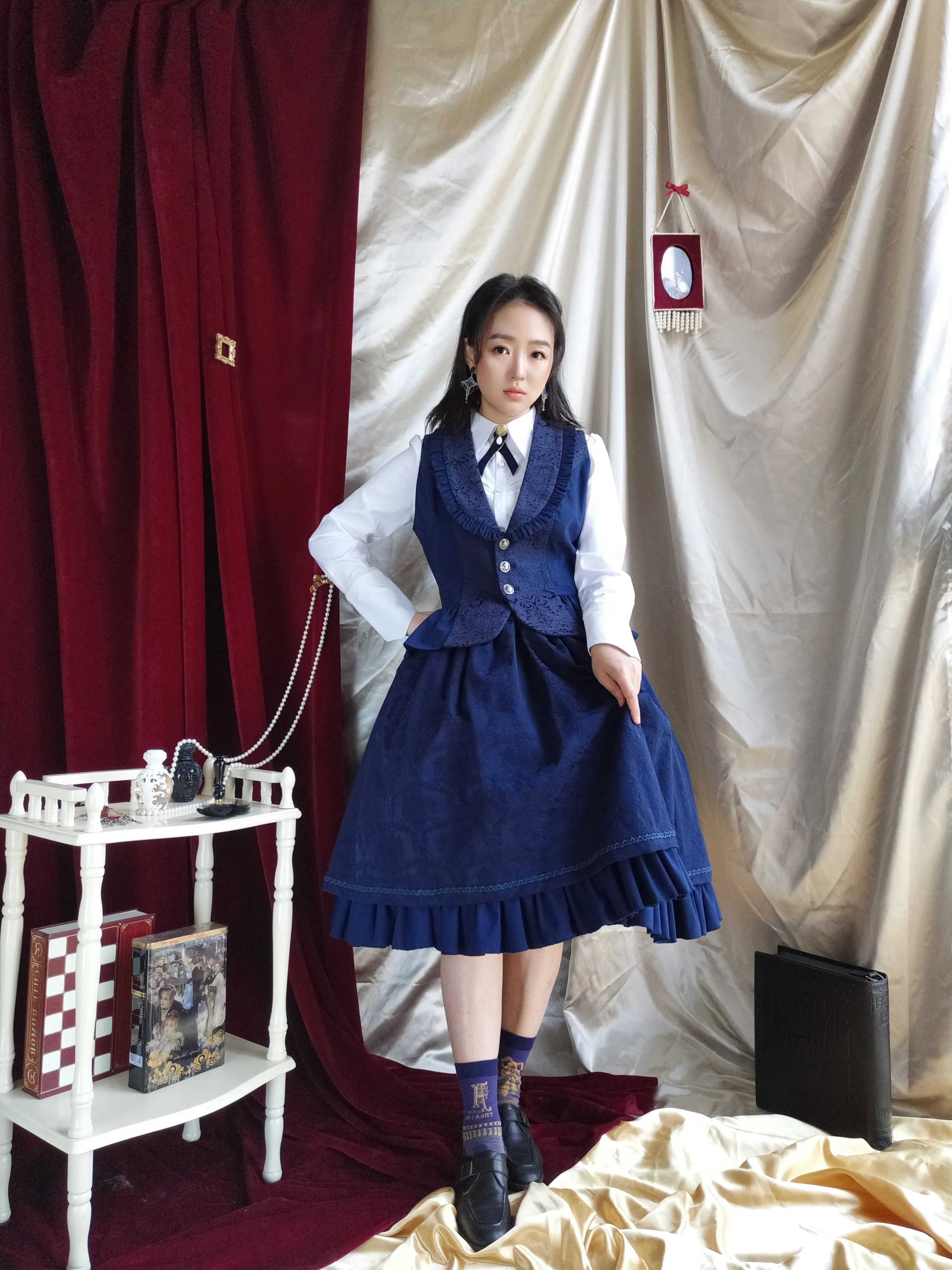 Gemini - Shawl Collar Frill Vest