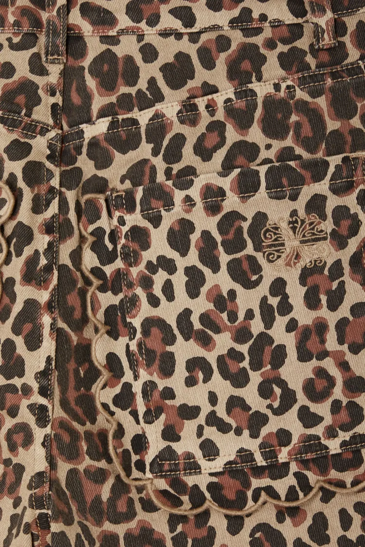 Leopard Lucia Scallop Pocket Long Shorts
