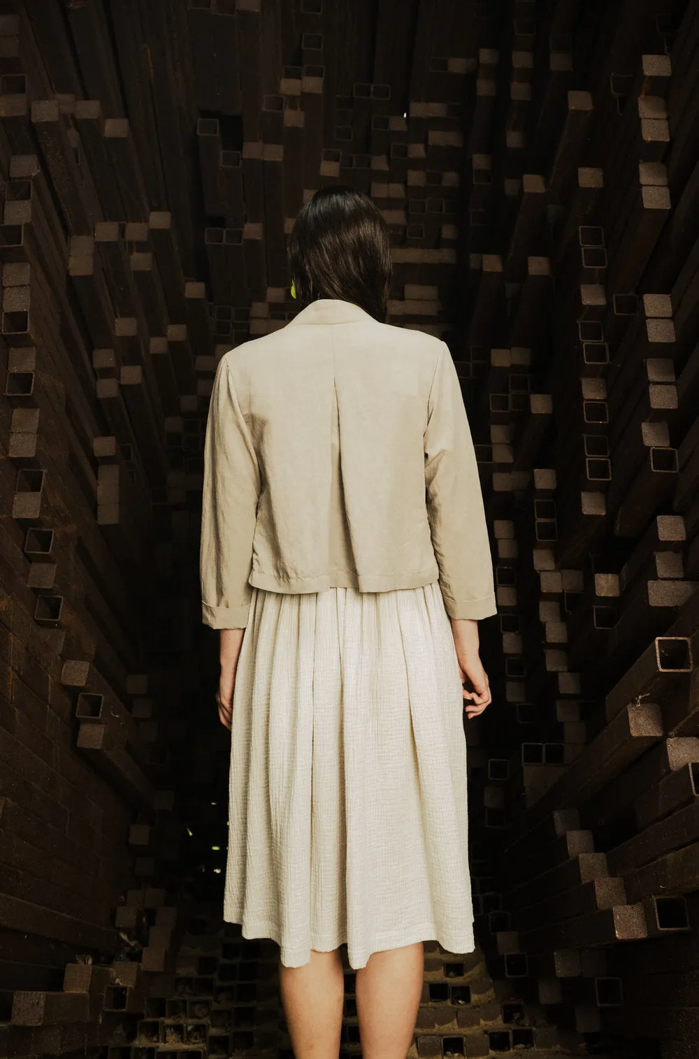 Nassau Jacket in Sand Linen