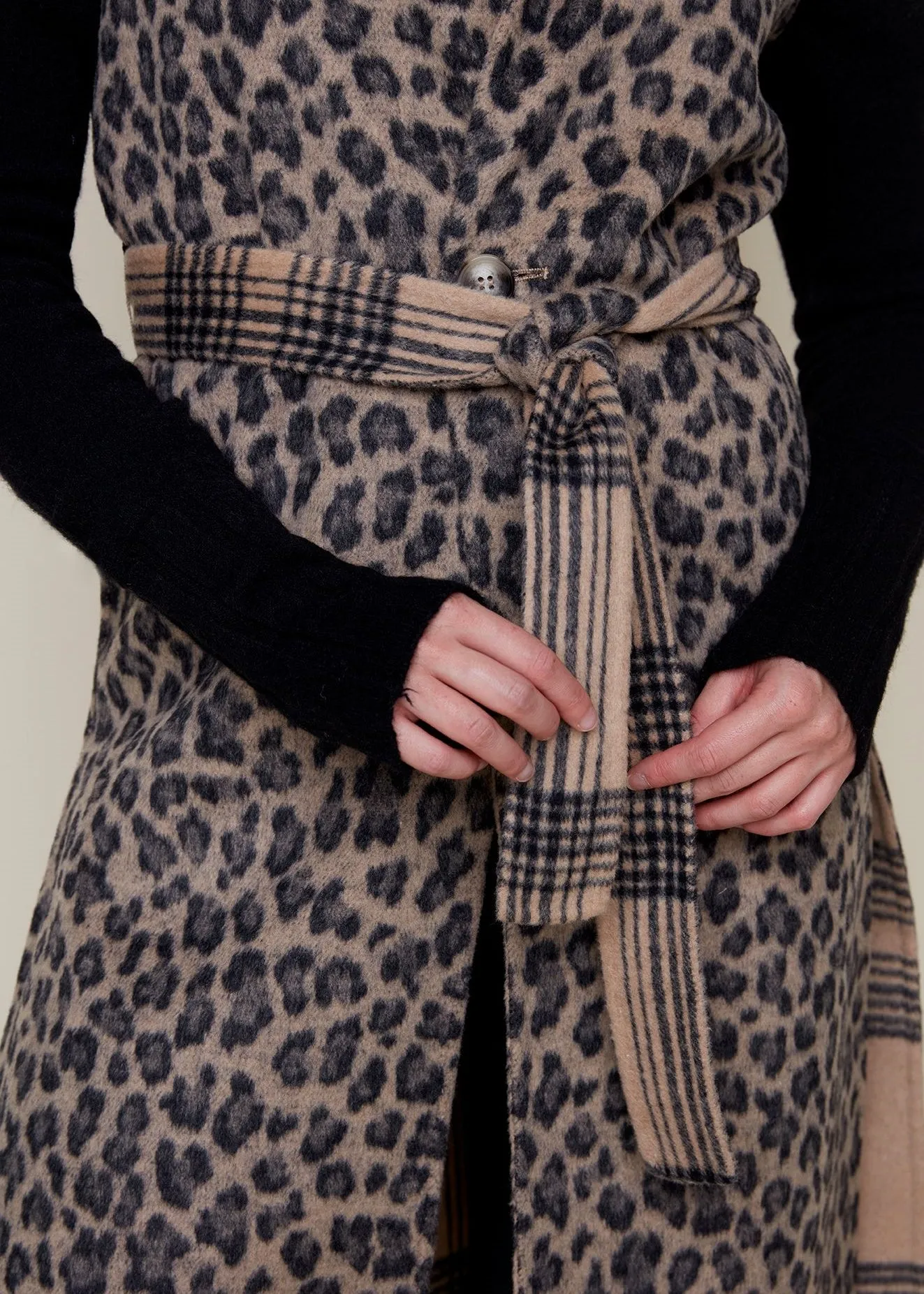 Renuar Reversible Vest with Belt - Two-sided Fashion Outerwear