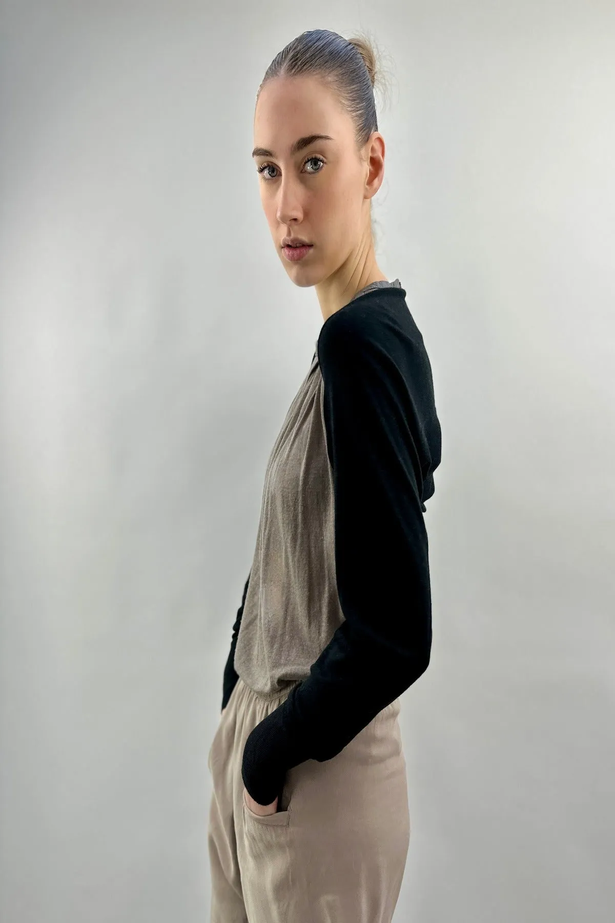 Stack Shrug Black