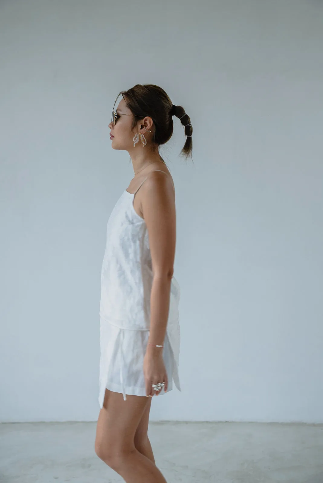 WHITE DAISY SILKY VEST ⭐️ *LAST ONE*